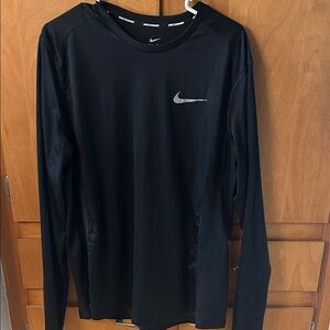 Nike Men's Black Long Sleeve Tee